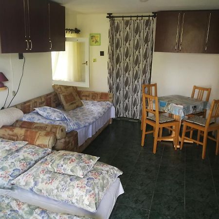 Kuckoz-Lak Hotel Balatonmáriafürdő Buitenkant foto